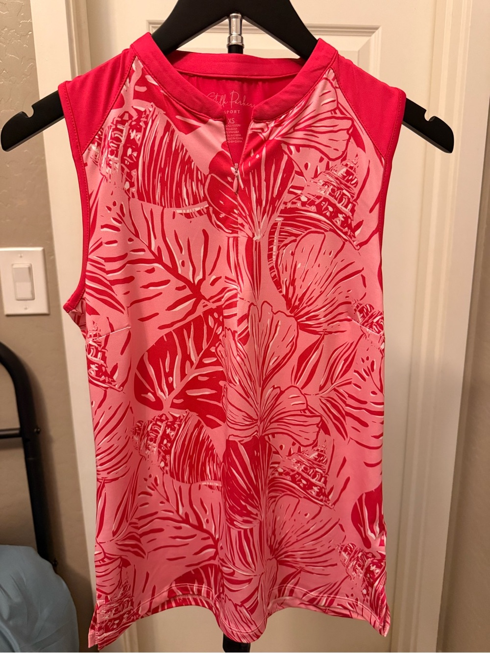 Stella Parker Pink and Hot Pink Floral Sleeveless Tank